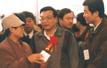 國務(wù)院總理李克強(qiáng)關(guān)心三八婦樂事業(yè)發(fā)展