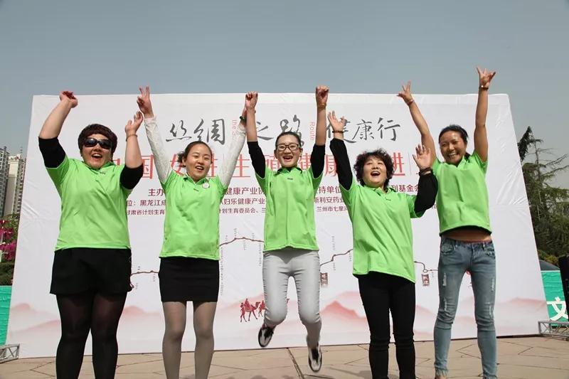 袁曉峰丨以愛(ài)賦能，將“心”的力量繼續(xù)傳播