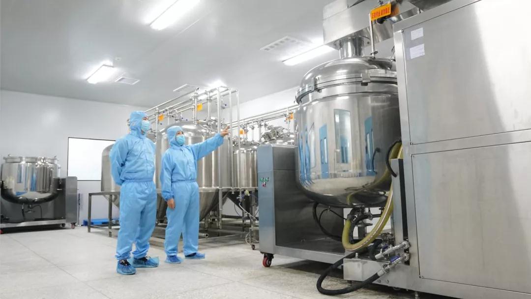 突襲三八婦樂工廠，探班康伊納殼聚糖凝膠是怎樣煉成的？