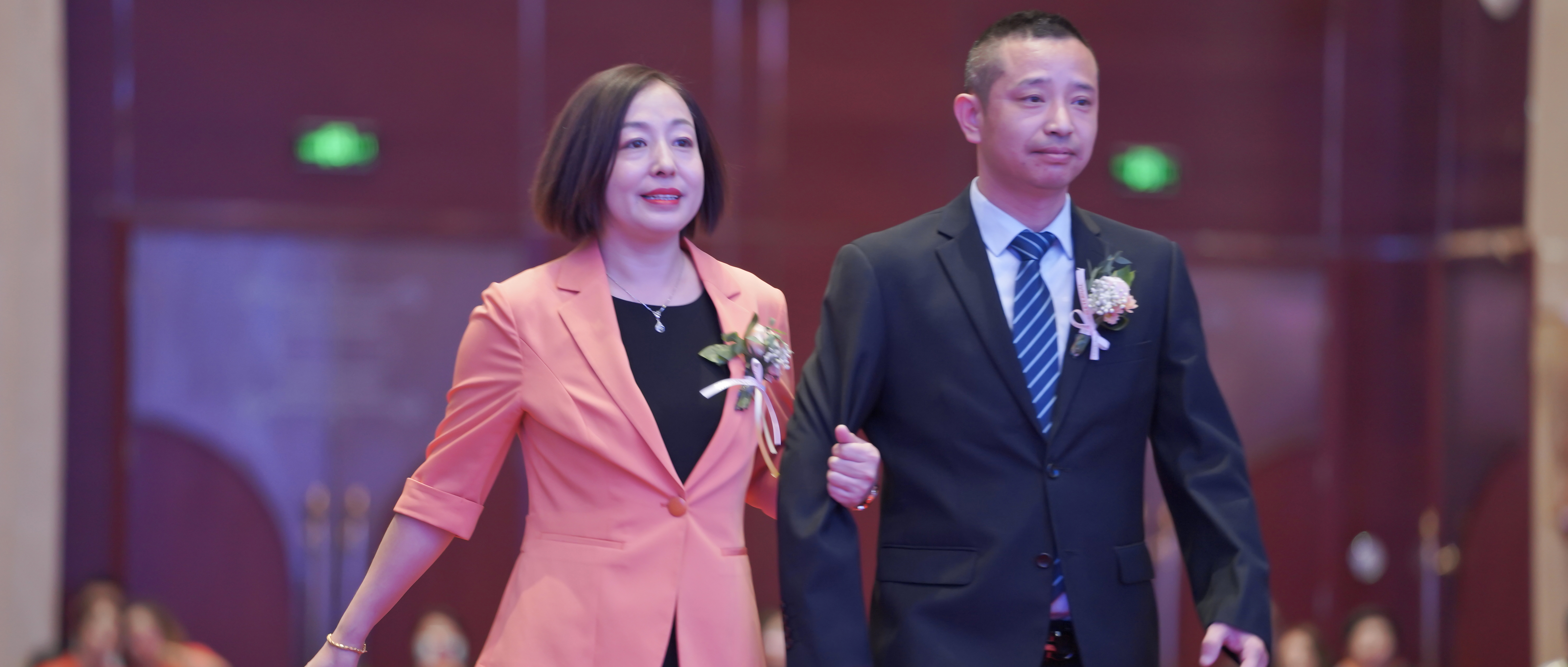 有一種相守，叫夫妻同心黃土變金 | 三八婦樂模范伉儷之蘇上峰&劉桂葉