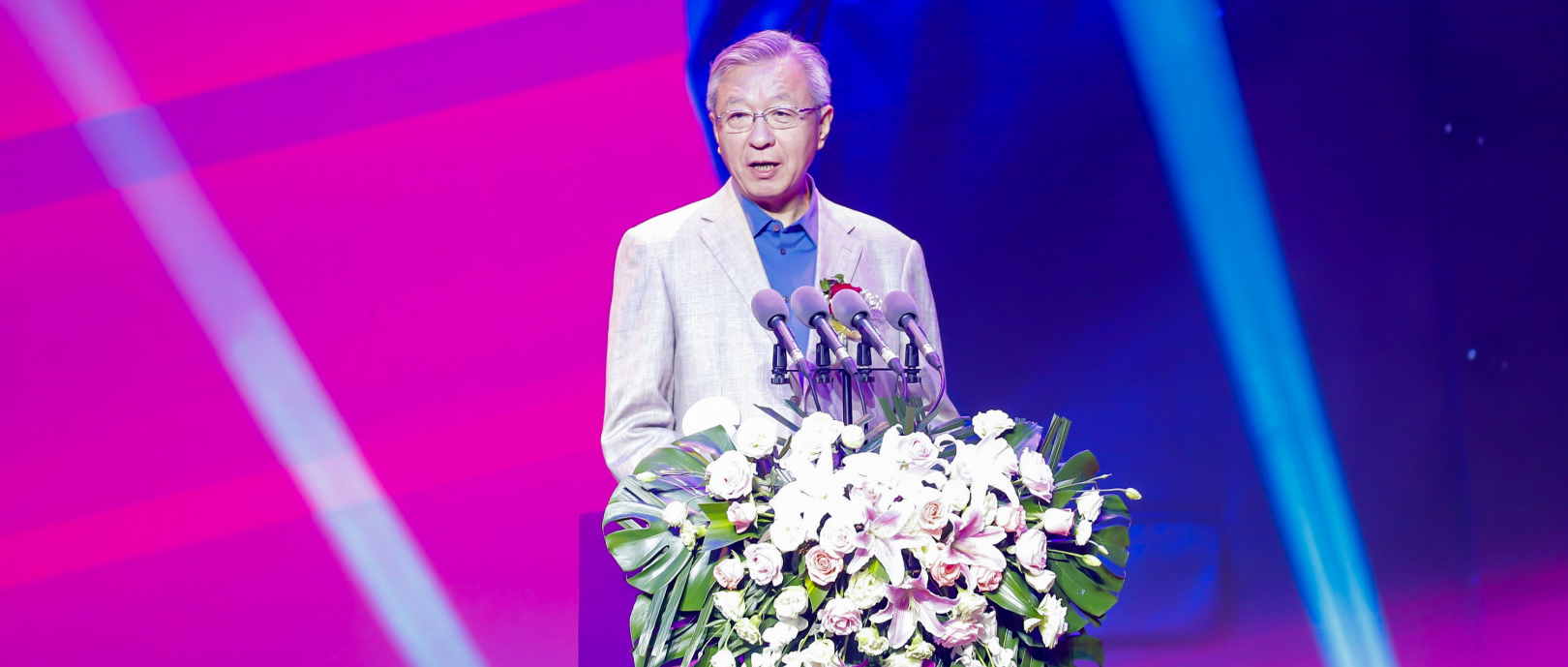 中國生殖健康產(chǎn)業(yè)協(xié)會會長儀宏偉在三八婦樂成立31周年紀念大會上的講話（全文）